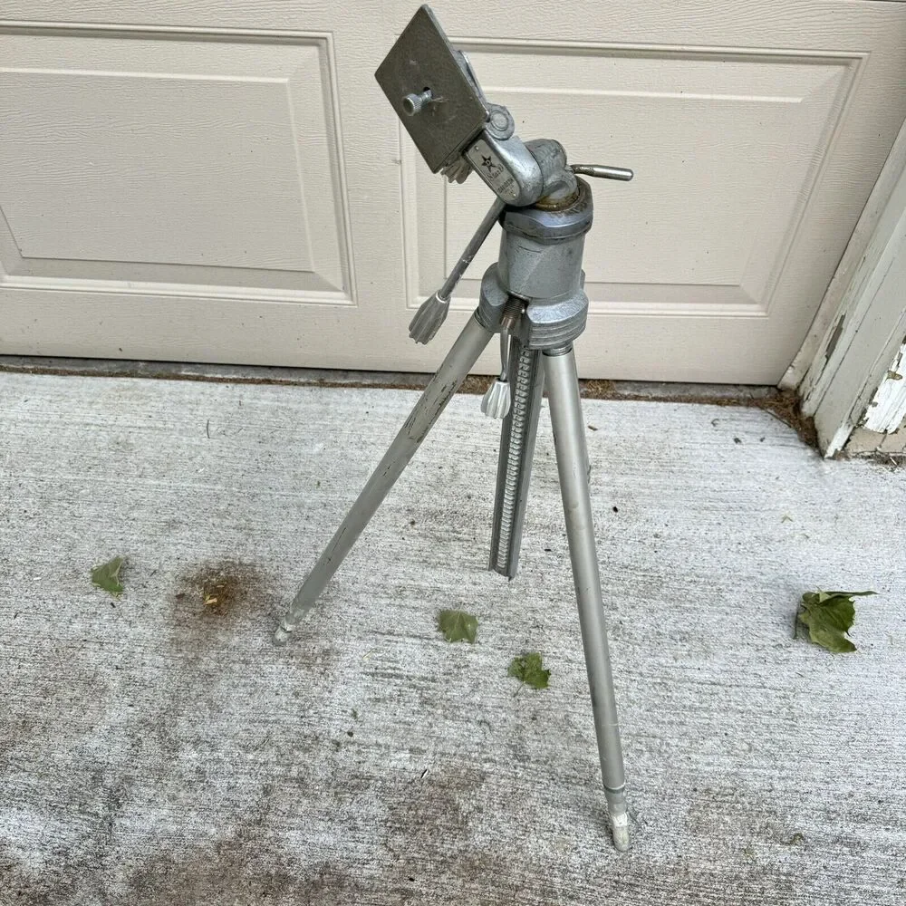 Davidson Aluminum Tripod Star D Continental Mark III Pan Tilt Head 28-72